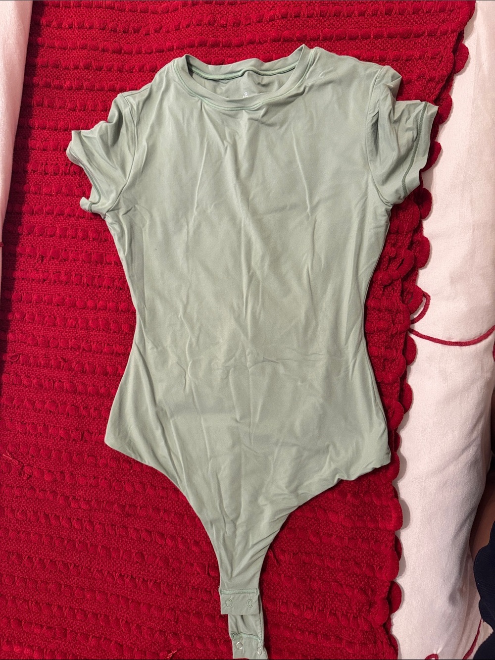 Iugo sage green seamless bodysuit